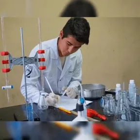Luis Ronaldo Chávez — Estudiante Universitario