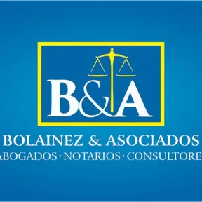 Licda. Esperanza Bolaínez — Abogada y notaria
